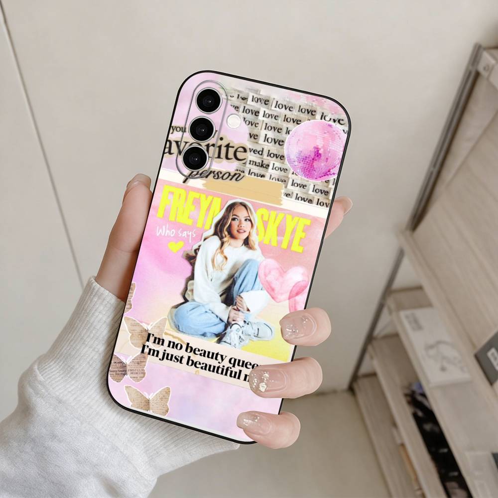 Capa de telefone F-Freya Skye  - Street Fashion Store avaliação e preço