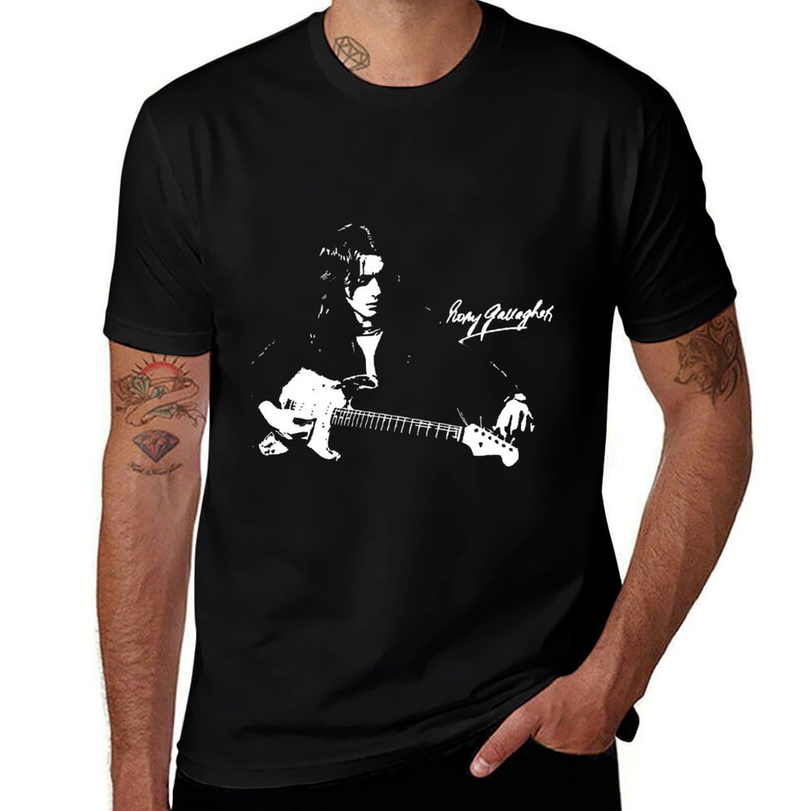 Camiseta Essencial Rory Gallag - Street Fashion Essentials avaliação e preço